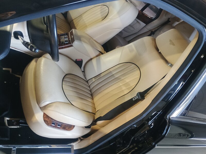 Used 1999 Bentley Arnage Green Label RWD image 16