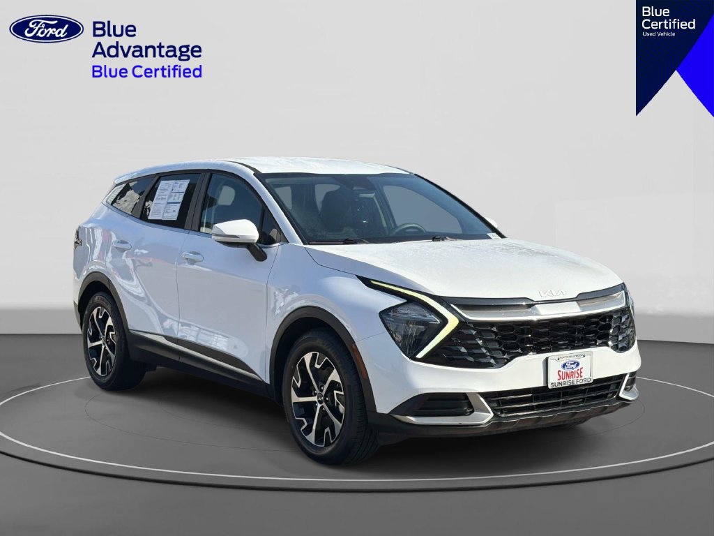 Used 2023 Kia Sportage EX FWD image 4