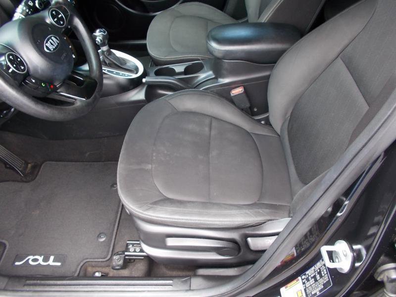 Used 2016 Kia Soul w/ Convenience Package FWD image 25