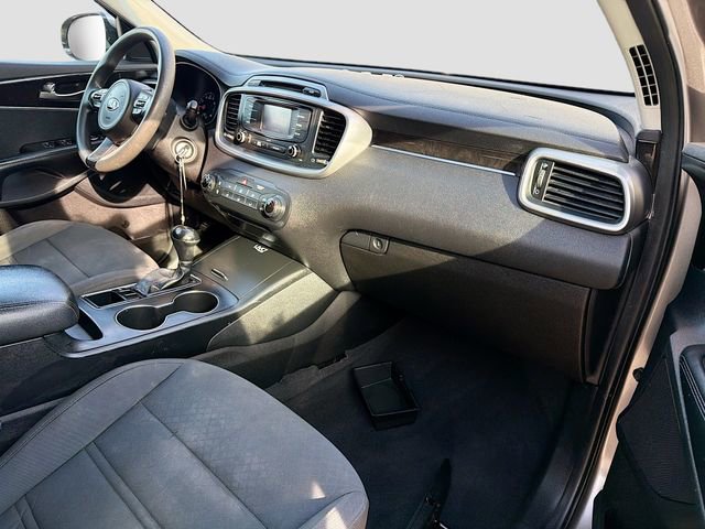 Used 2016 Kia Sorento LX image 27