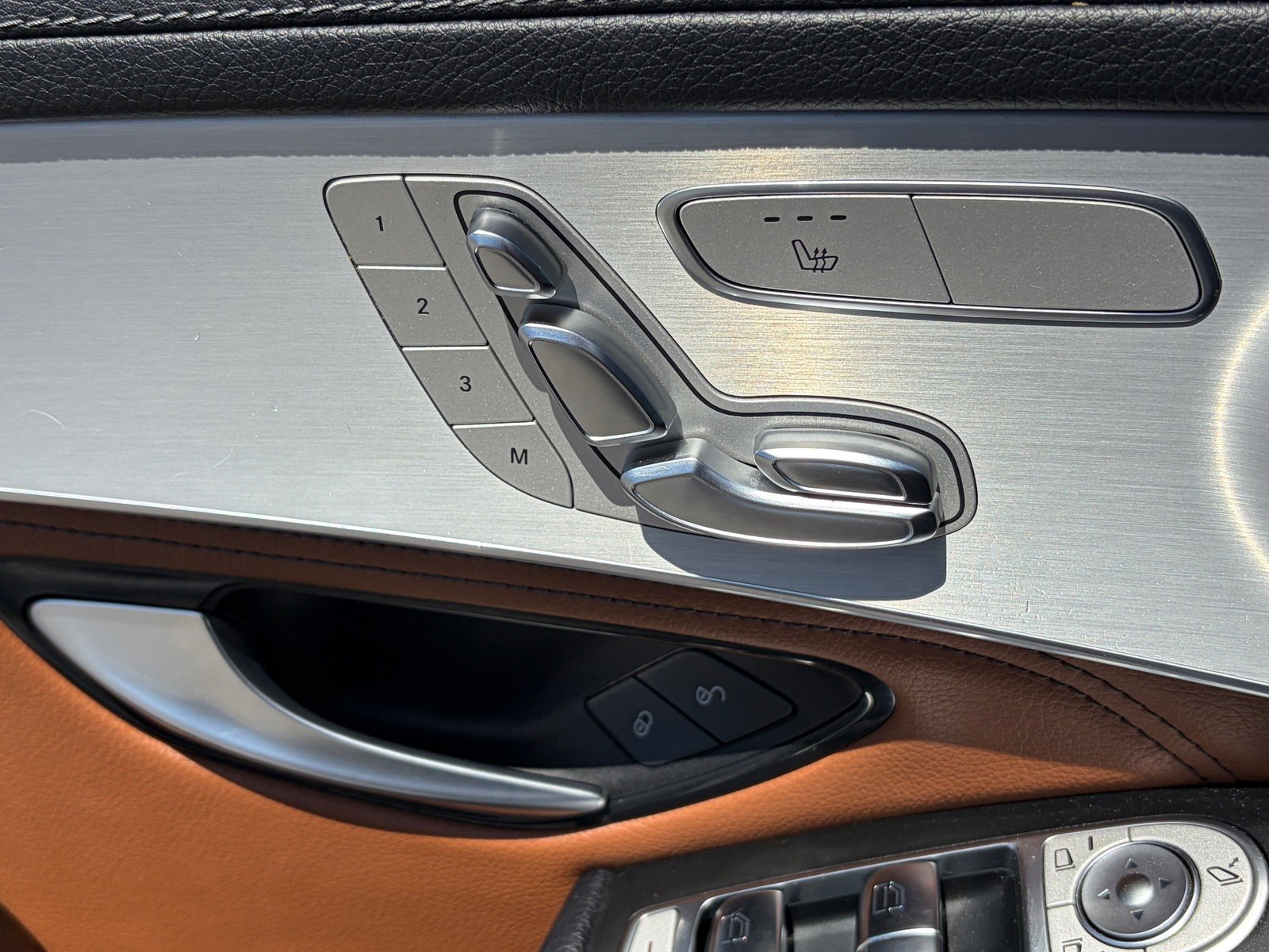 Used 2019 Mercedes-Benz GLC 43 AMG 4MATIC image 17