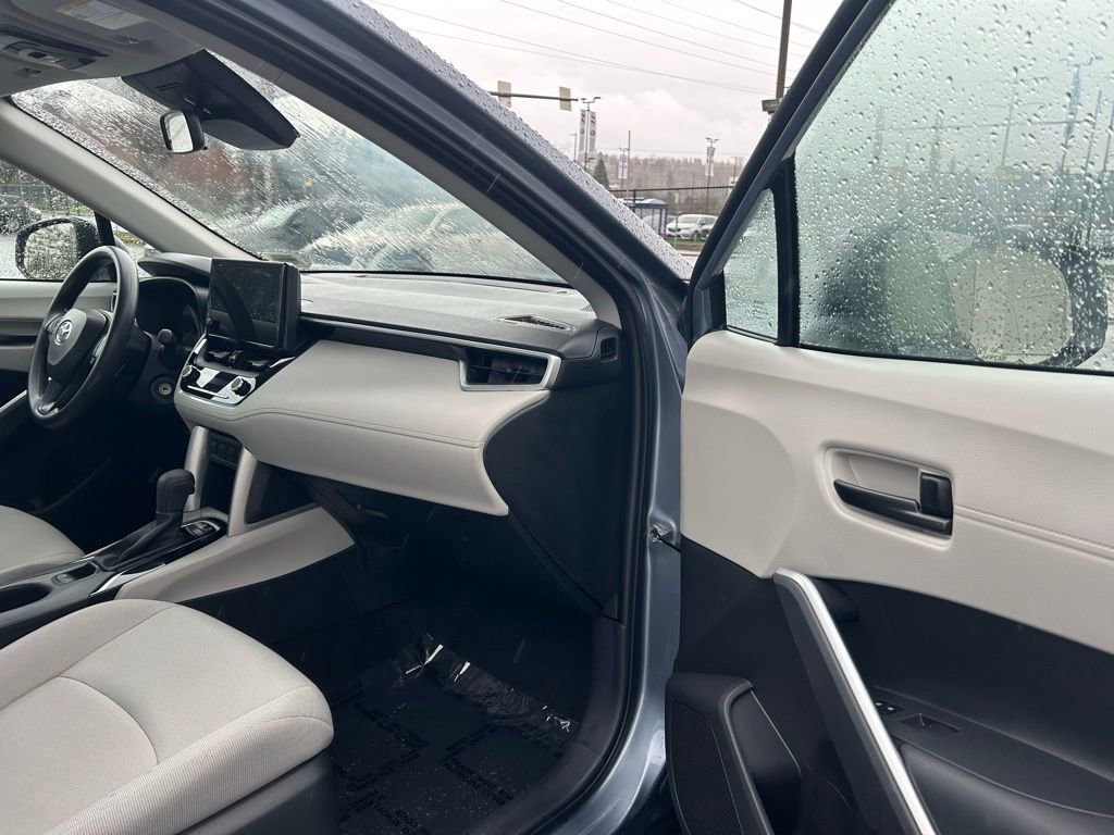 Certified 2023 Toyota Corolla Cross L image 19