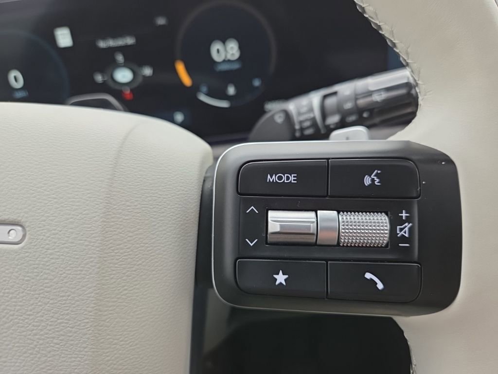 Used 2024 Hyundai Santa Fe Calligraphy image 30