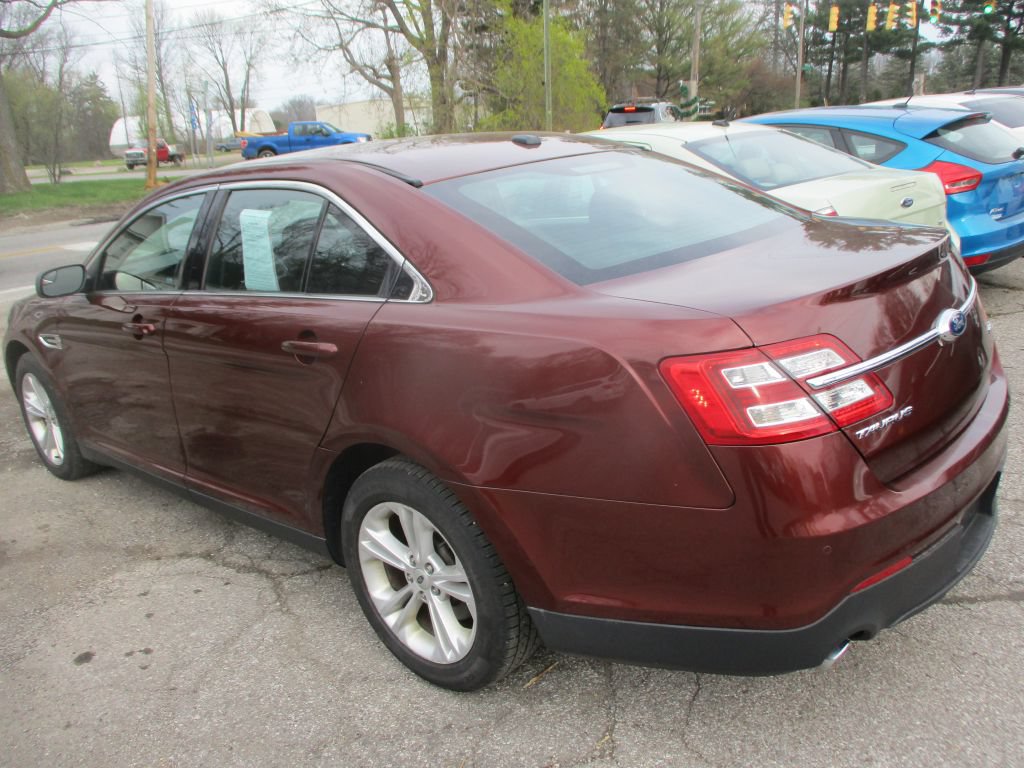 Used 2015 Ford Taurus SEL w/ Equipment Group 201A FWD image 5