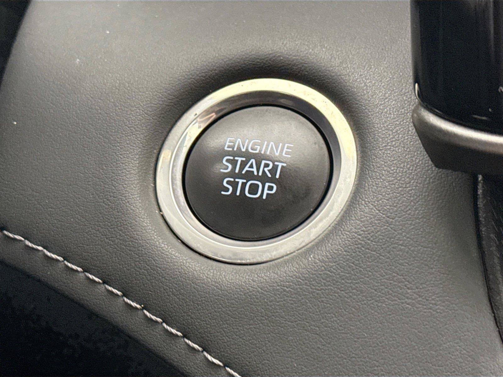 Used 2024 Toyota Highlander LE FWD image 20