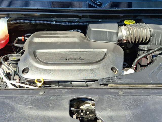 Certified 2023 Chrysler Pacifica Limited FWD image 30