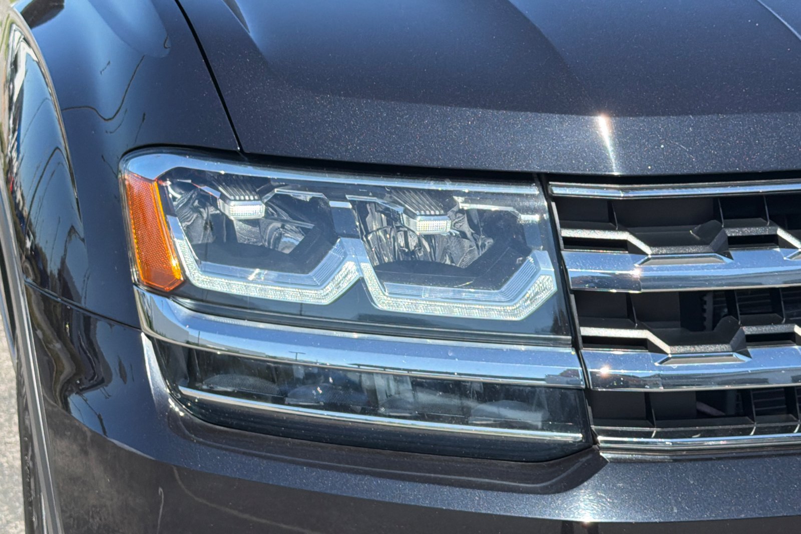 Used 2018 Volkswagen Atlas SE FWD image 38