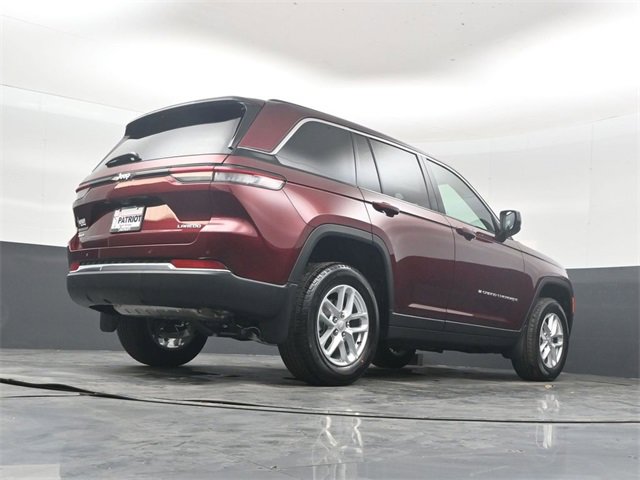 New 2025 Jeep Grand Cherokee Laredo X w/ Luxury Tech Group I image 40