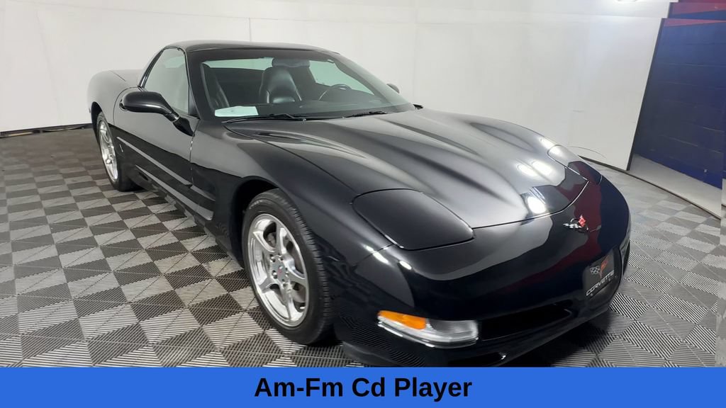 Used 2004 Chevrolet Corvette Coupe w/ Preferred Equipment Group RWD image 5