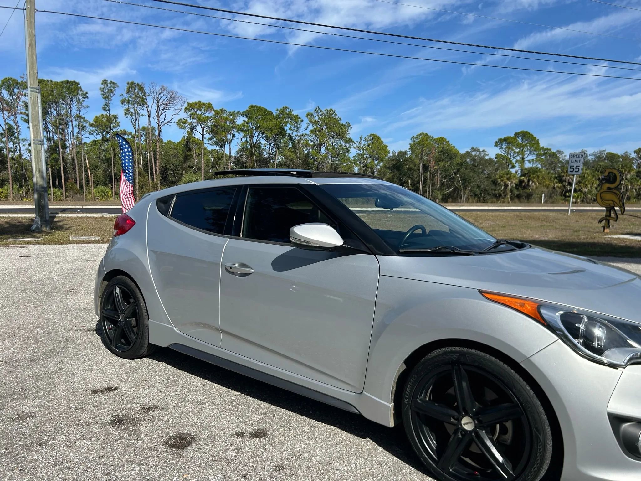 Used 2015 Hyundai Veloster Turbo w/ Option Group 04 image 18