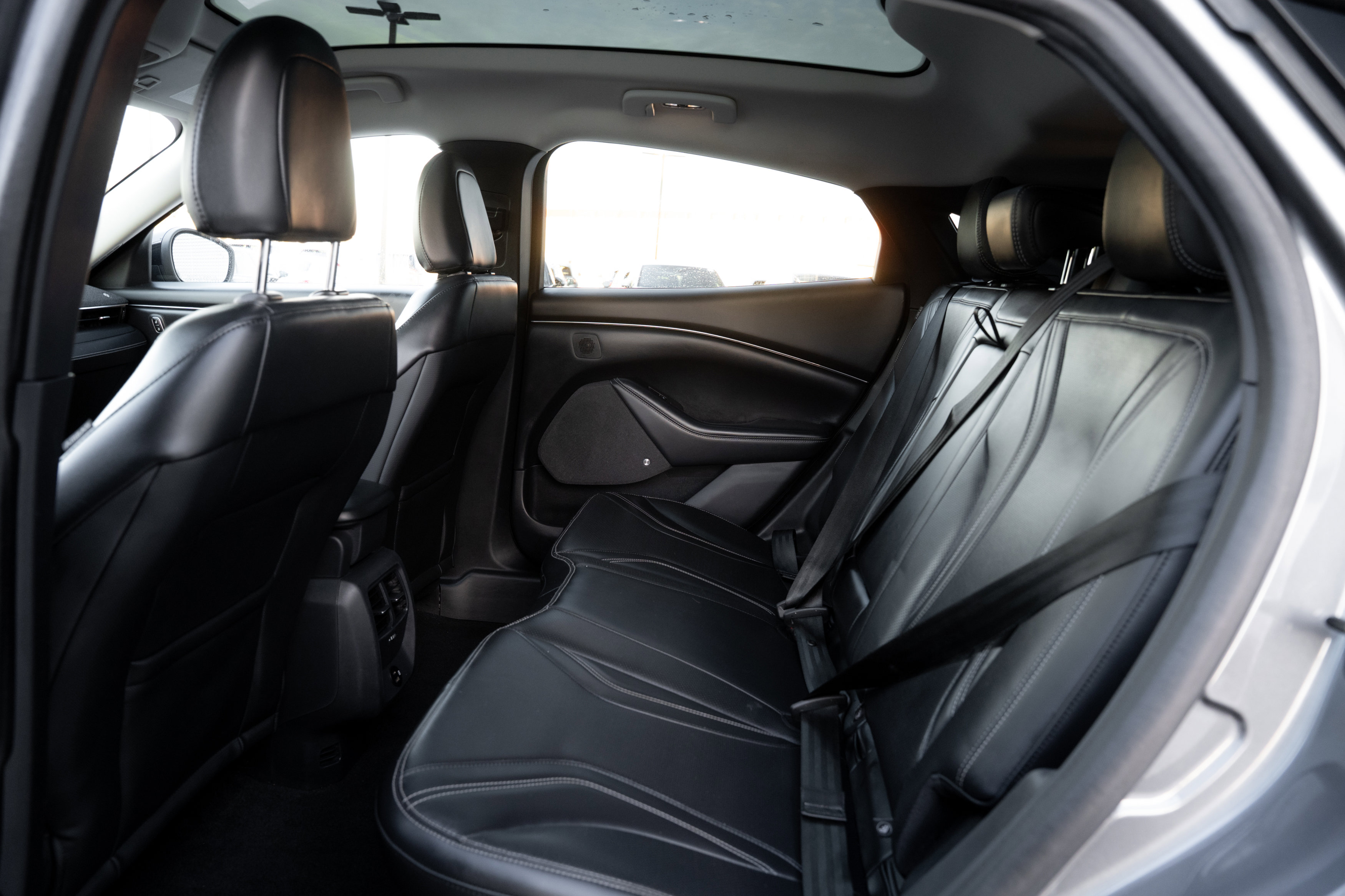 Used 2021 Ford Mustang Mach-E Premium image 23