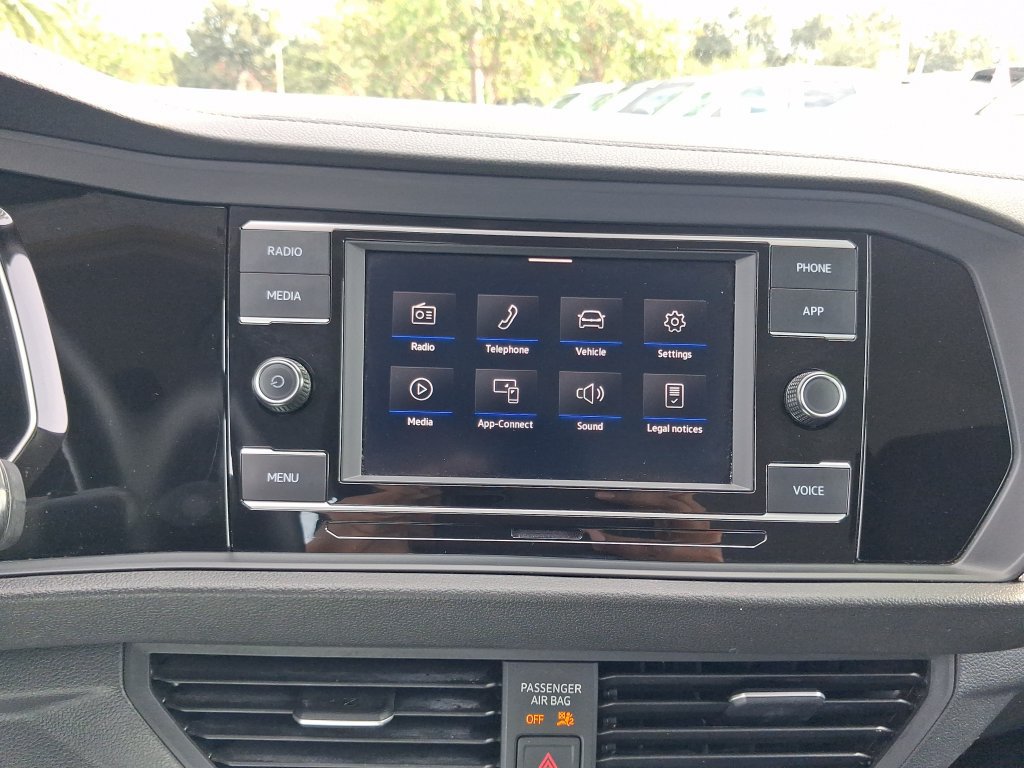 Certified 2024 Volkswagen Jetta S FWD image 26