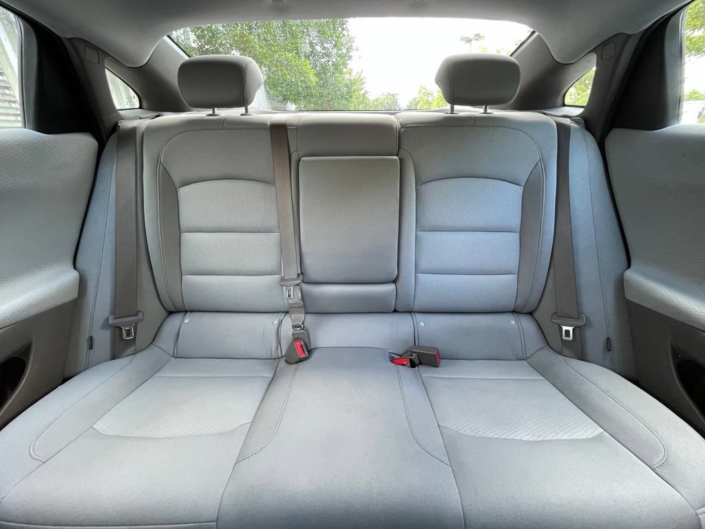 Used 2025 Chevrolet Malibu LT FWD image 29