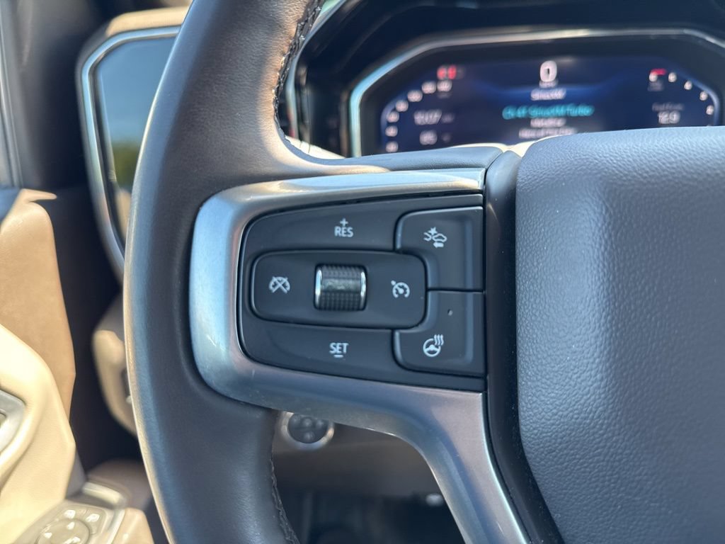 Used 2025 Chevrolet Silverado 2500 LT w/ Convenience Package AWD/4WD image 19