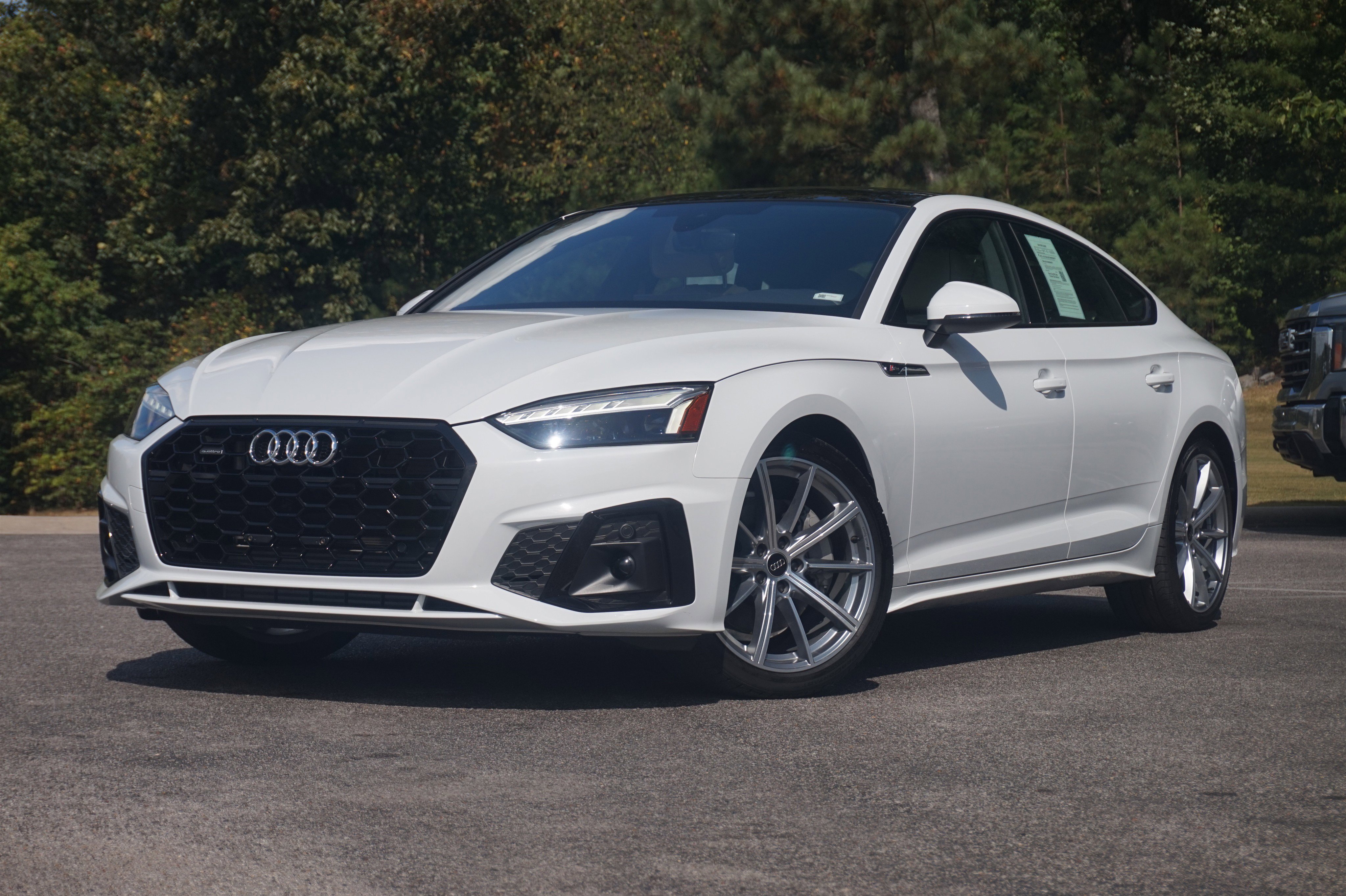 Used 2025 Audi A5 2.0T Premium Plus w/ Convenience Plus Package image 4
