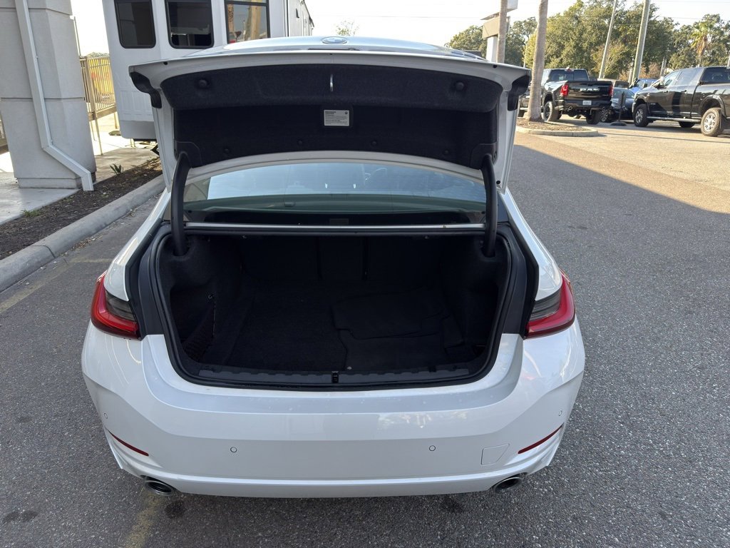 Used 2023 BMW 330i Sedan w/ Driving Assistance Package image 35