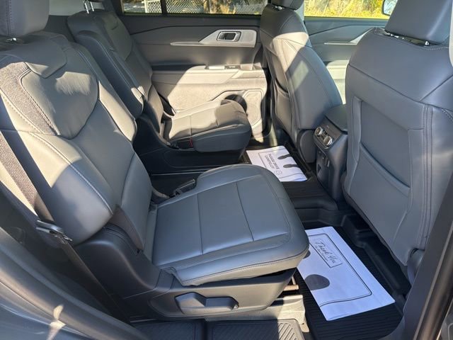 New 2026 Ford Explorer Active w/ Active Comfort Package image 9