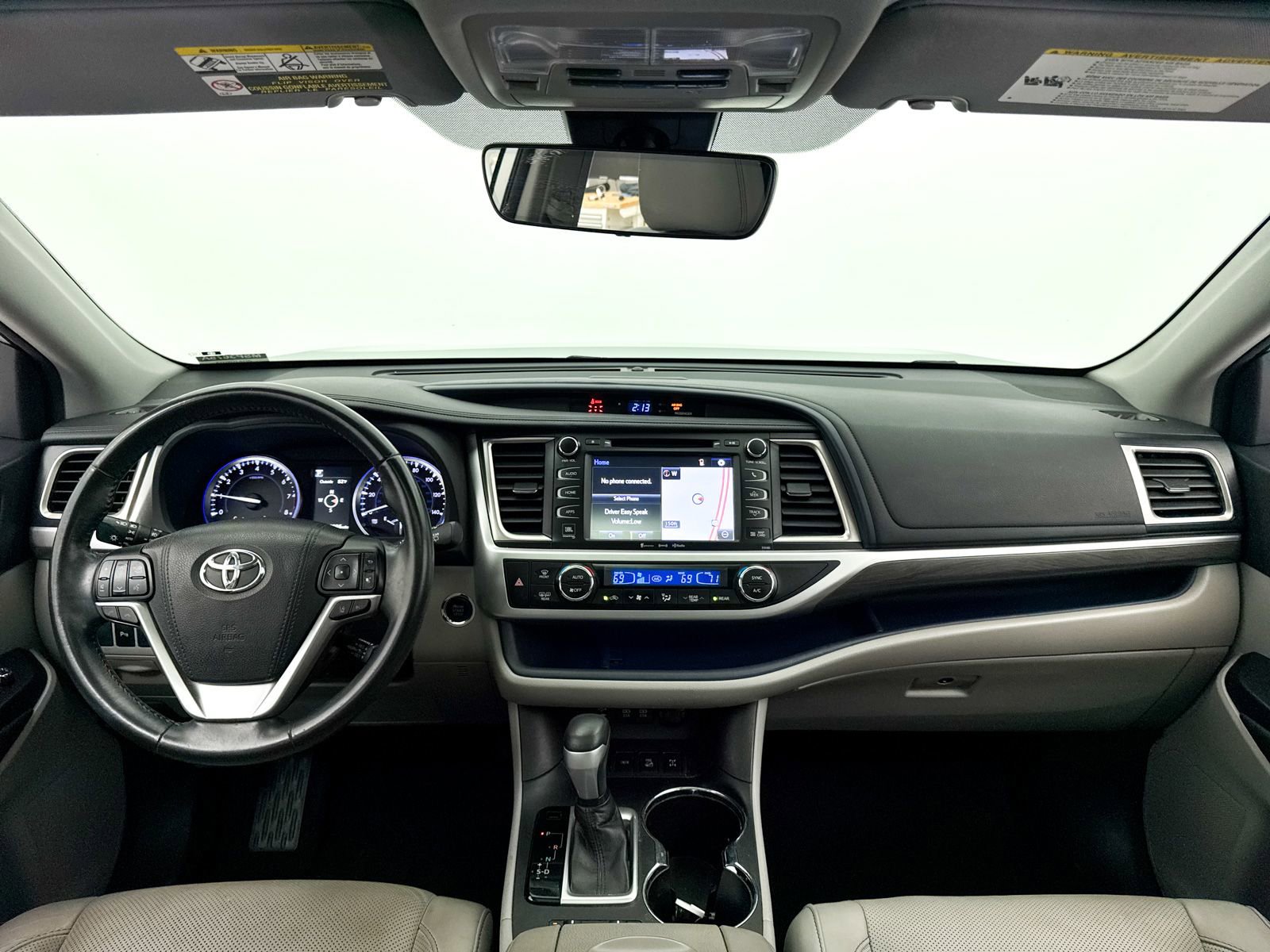 Used 2018 Toyota Highlander Limited AWD/4WD image 19