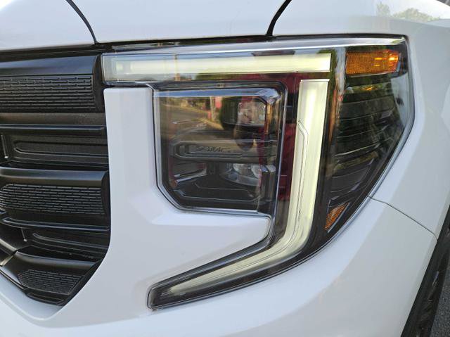 Used 2025 GMC Sierra 1500 Pro w/ Pro Value Package AWD/4WD image 10