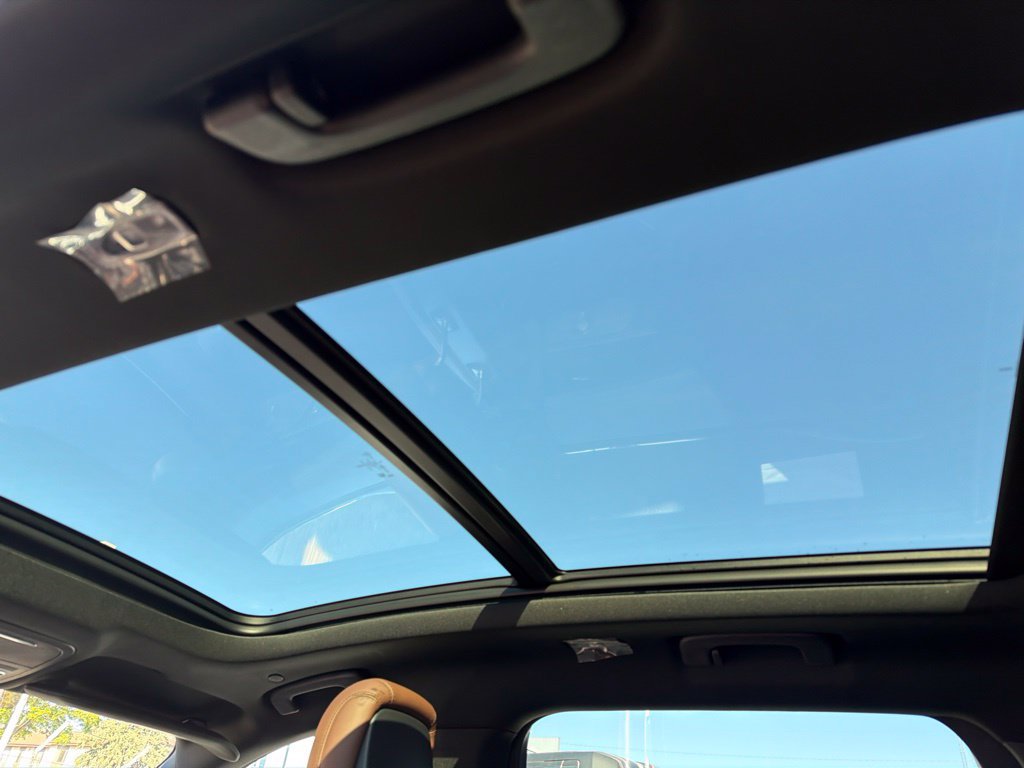 New 2026 Lincoln Nautilus Reserve AWD/4WD image 35