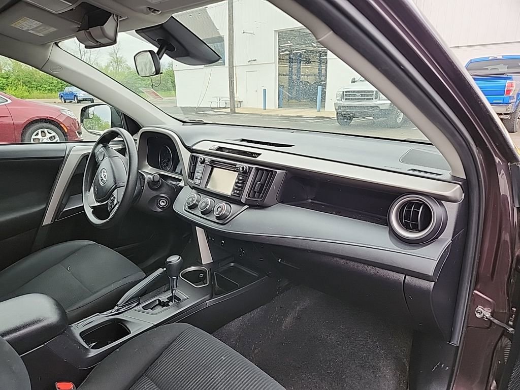 Used 2018 Toyota RAV4 LE w/ All Weather Liner Package image 7