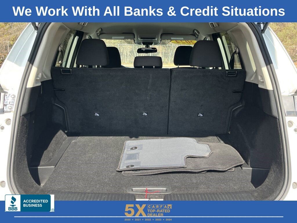 Used 2024 Nissan Rogue S image 24