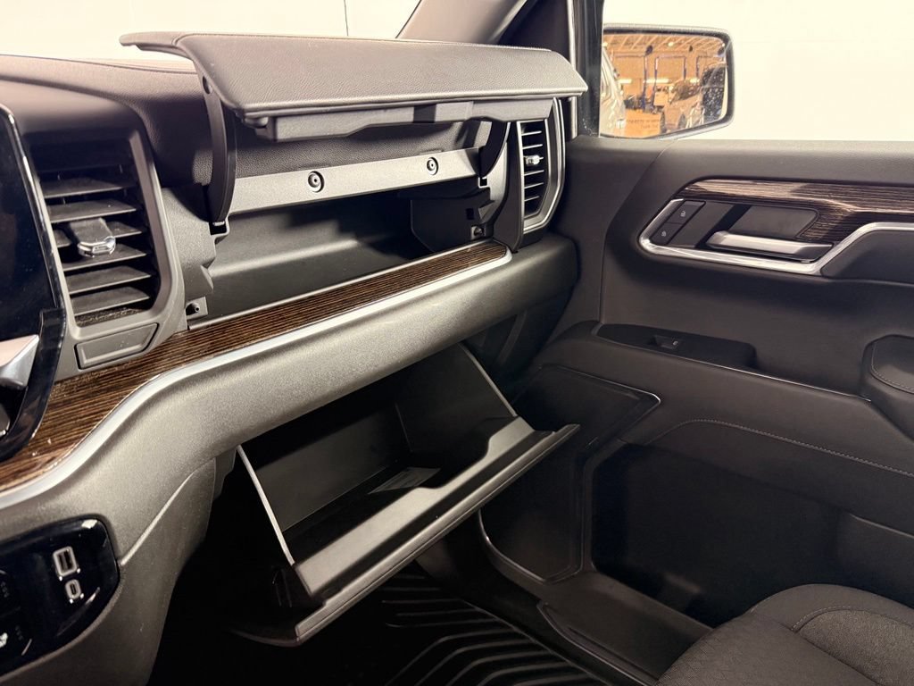 Used 2024 GMC Sierra 1500 Elevation AWD/4WD image 25