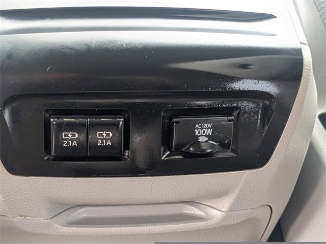 Used 2019 Toyota Sienna LE image 16