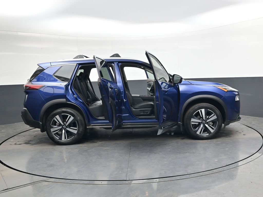 Used 2023 Nissan Rogue SL image 34