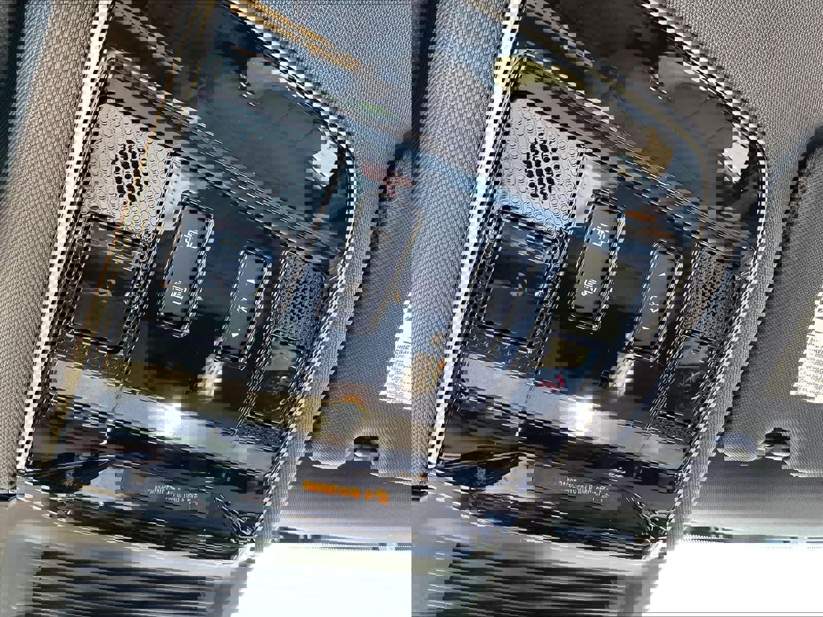 Used 2023 Land Rover Range Rover Long Wheelbase SE image 38