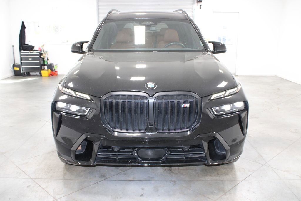 Used 2024 BMW X7 M60i w/ Executive Package image 3