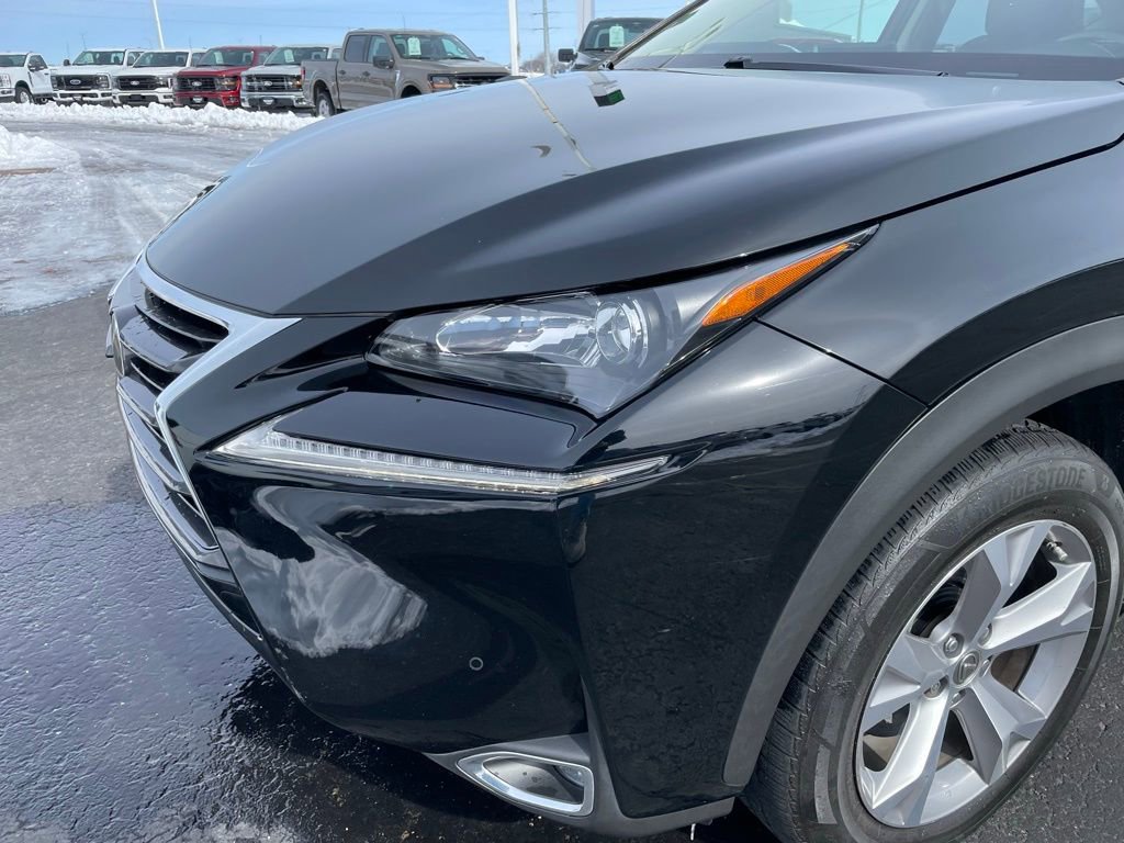Used 2017 Lexus NX 200t FWD w/ Premium Package image 28