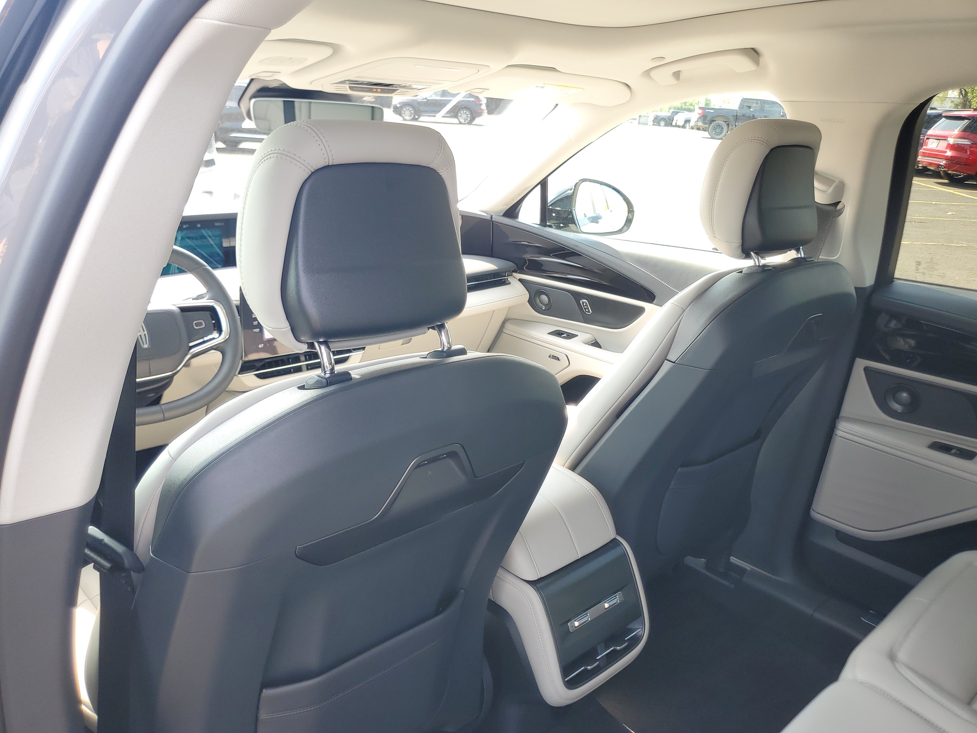 New 2026 Lincoln Nautilus Premier w/ Equipment Group 102A AWD/4WD image 29