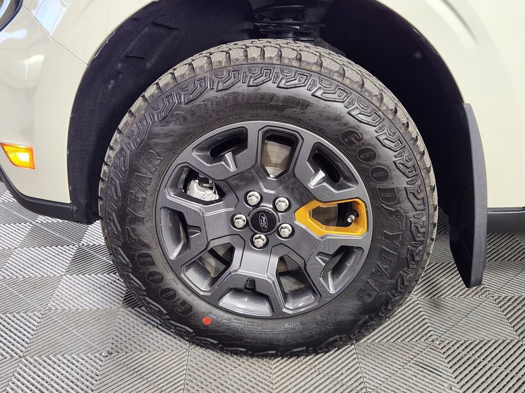Used 2025 Ford Maverick Tremor AWD/4WD image 9