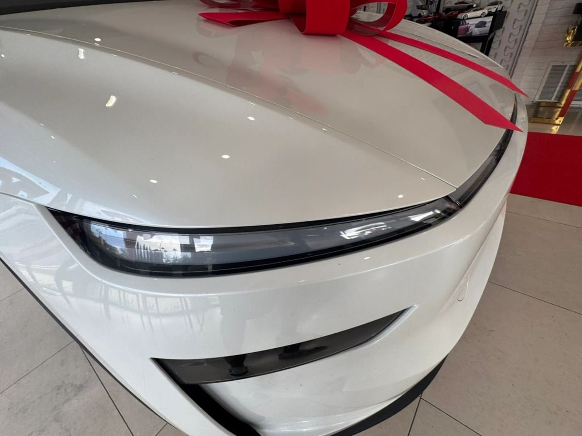 Used 2026 Tesla Model Y 2WD image 25
