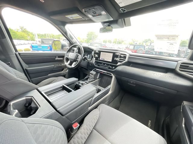 Used 2025 Toyota Tundra SR5 AWD/4WD image 35