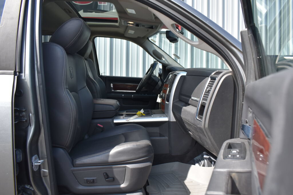Used 2012 RAM 2500 Laramie w/ Cold Weather Group AWD/4WD image 25