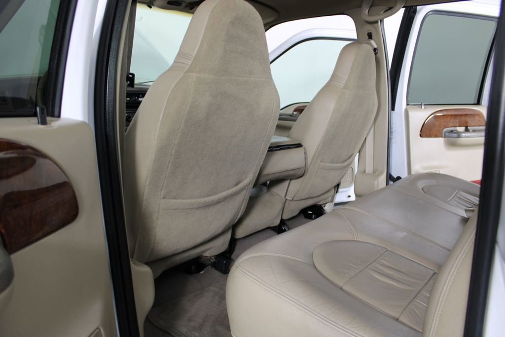 Used 2000 Ford F350 Lariat image 28