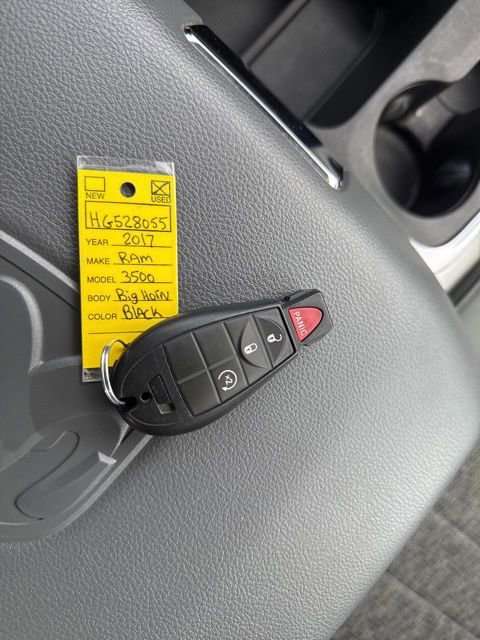 Used 2017 RAM 3500 Big Horn image 30