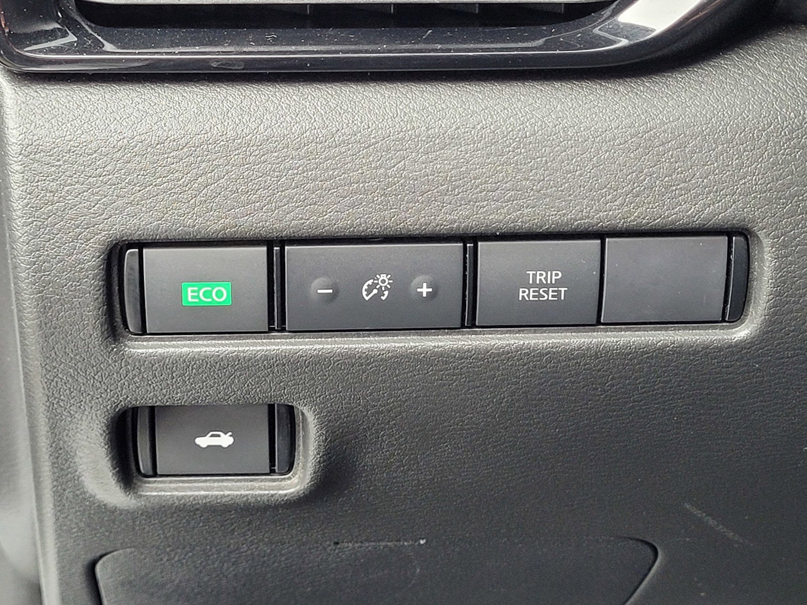Certified 2021 Nissan Sentra SV image 9