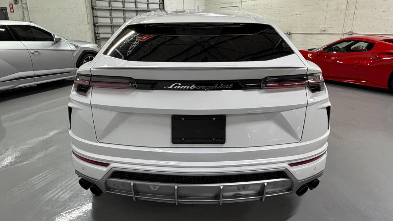 Used 2020 Lamborghini Urus AWD/4WD image 18