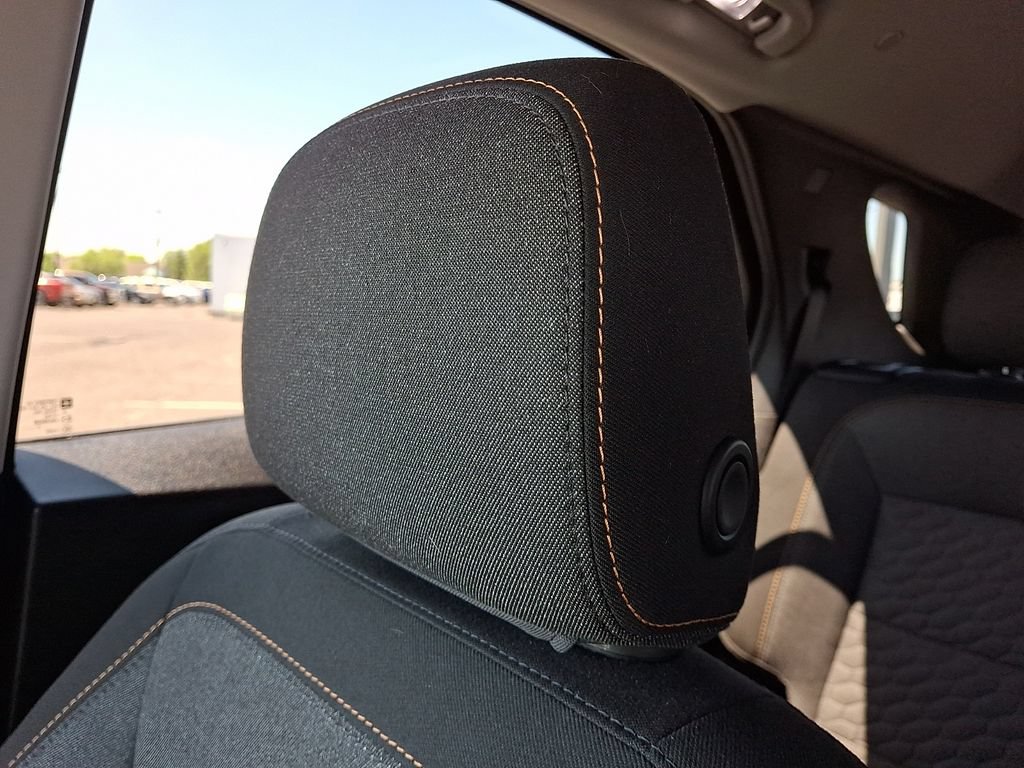 Used 2020 Chevrolet Equinox LT FWD image 18
