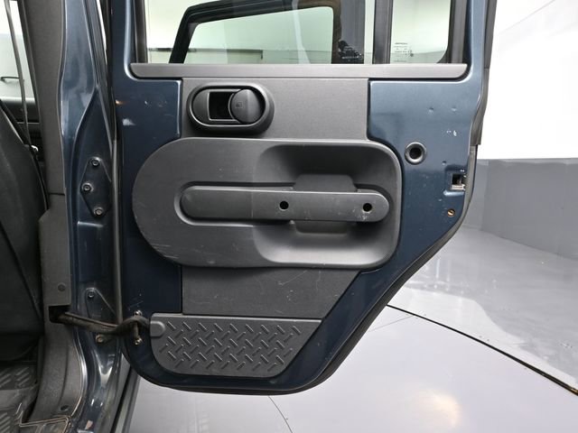 Used 2008 Jeep Wrangler Unlimited Sahara image 31