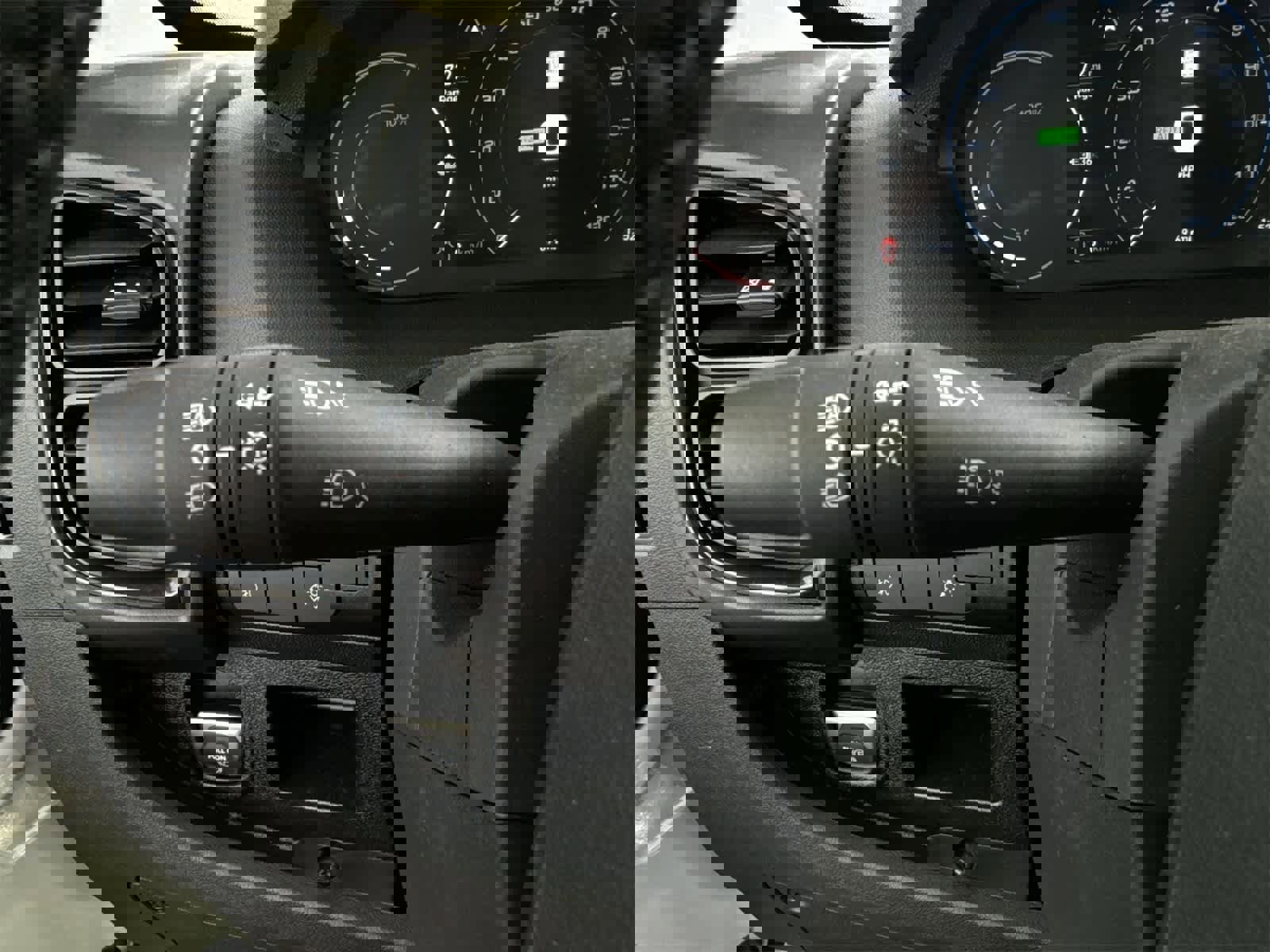 Used 2024 RAM ProMaster 3500 w/ Delivery Van Package image 23