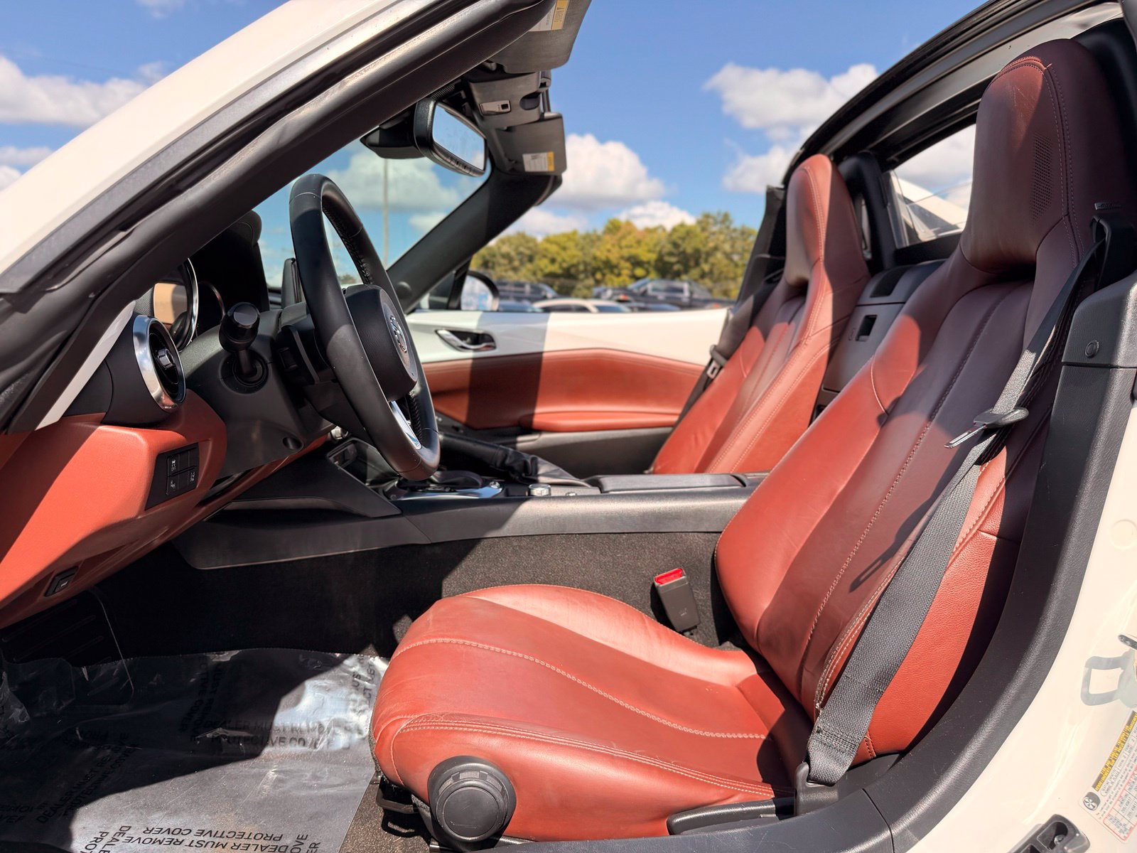 Used 2018 MAZDA MX-5 Miata RF Grand Touring RWD image 26