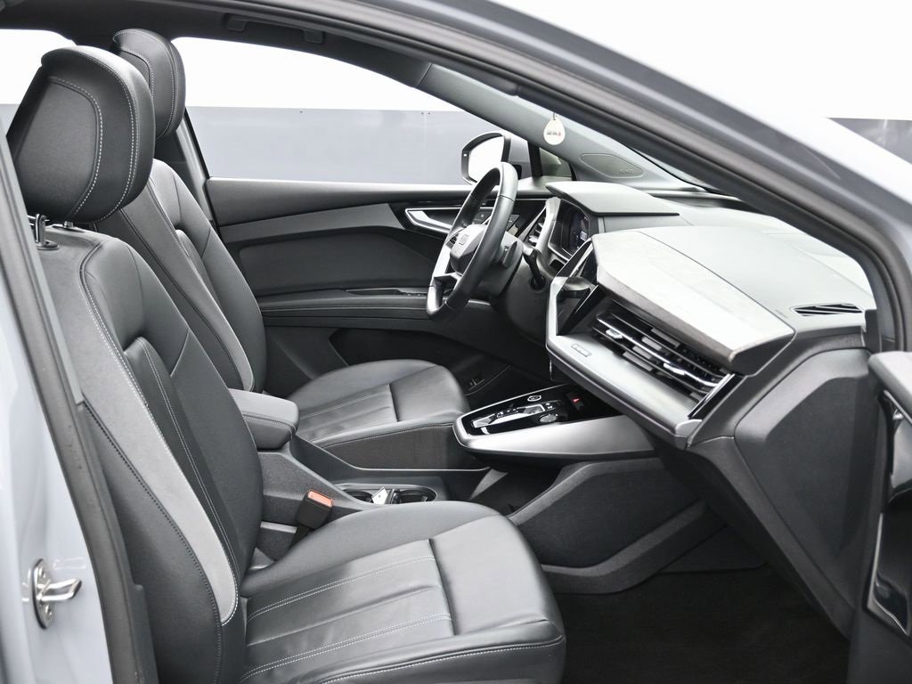 Used 2024 Audi Q4 e-tron Premium Plus w/ Premium Plus image 35