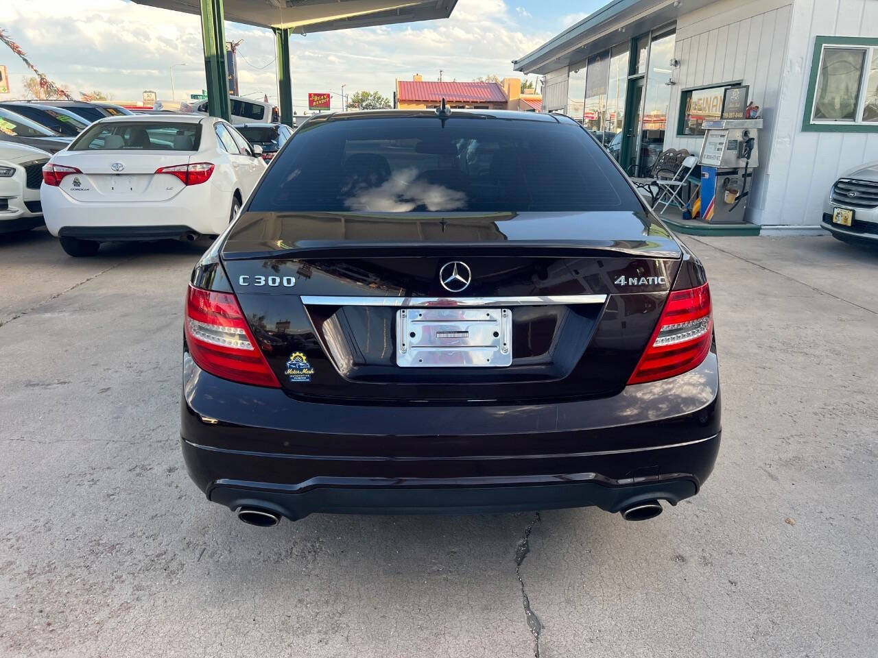 Used 2012 Mercedes-Benz C 300 4MATIC Sedan image 5