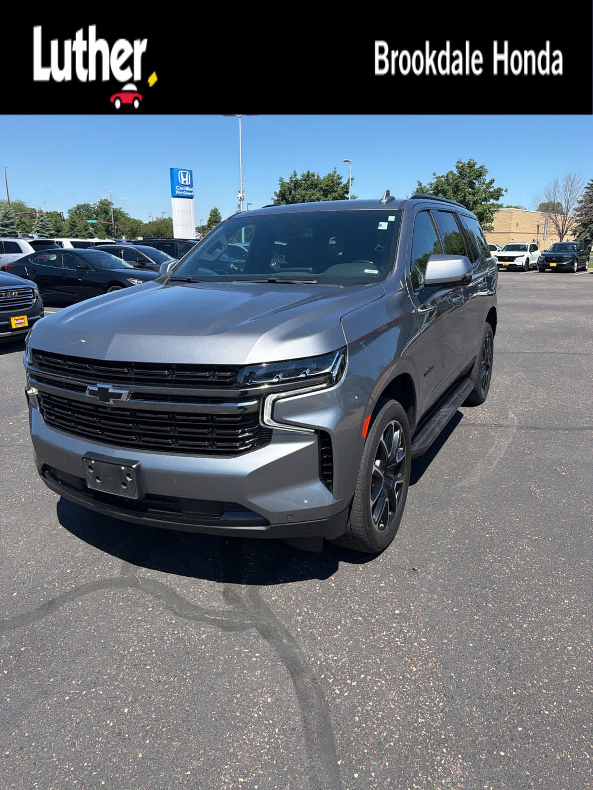 Used 2022 Chevrolet Tahoe RST w/ Luxury Package AWD/4WD image 1