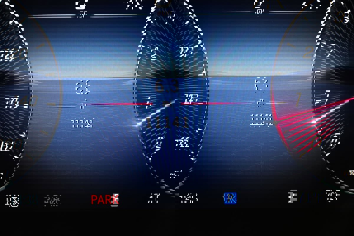 Used 2025 Mercedes-Benz GLS 450 4MATIC image 53