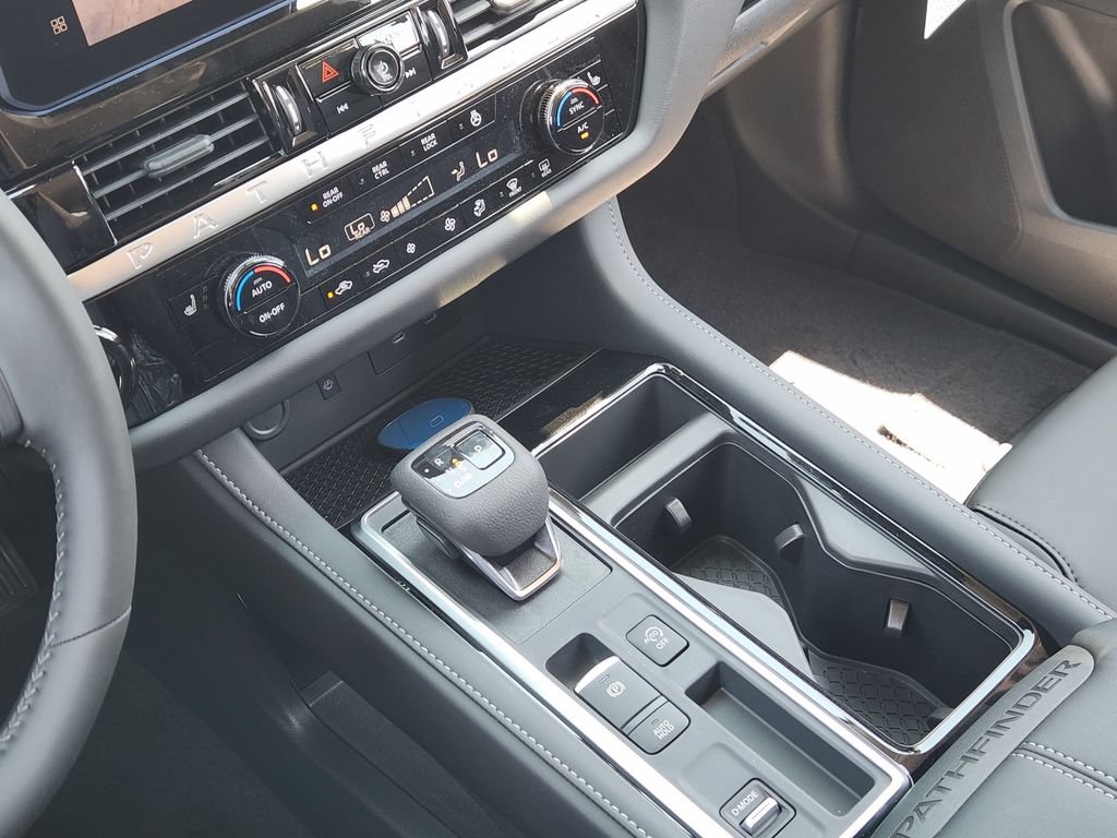 New 2026 Nissan Pathfinder SL FWD image 15